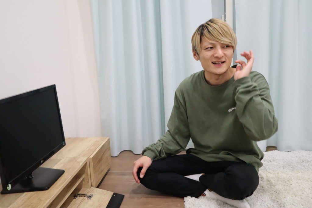 ミニマルなライフスタイルにぴったりのテレビ台とは 基礎知識 読み物 Re Home ミニマルなライフスタイルにぴったりのテレビ台とは 基礎知識 読み物 Re Home